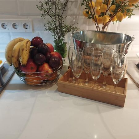 Hotel La Milagrosa Аликанте Екстериор снимка