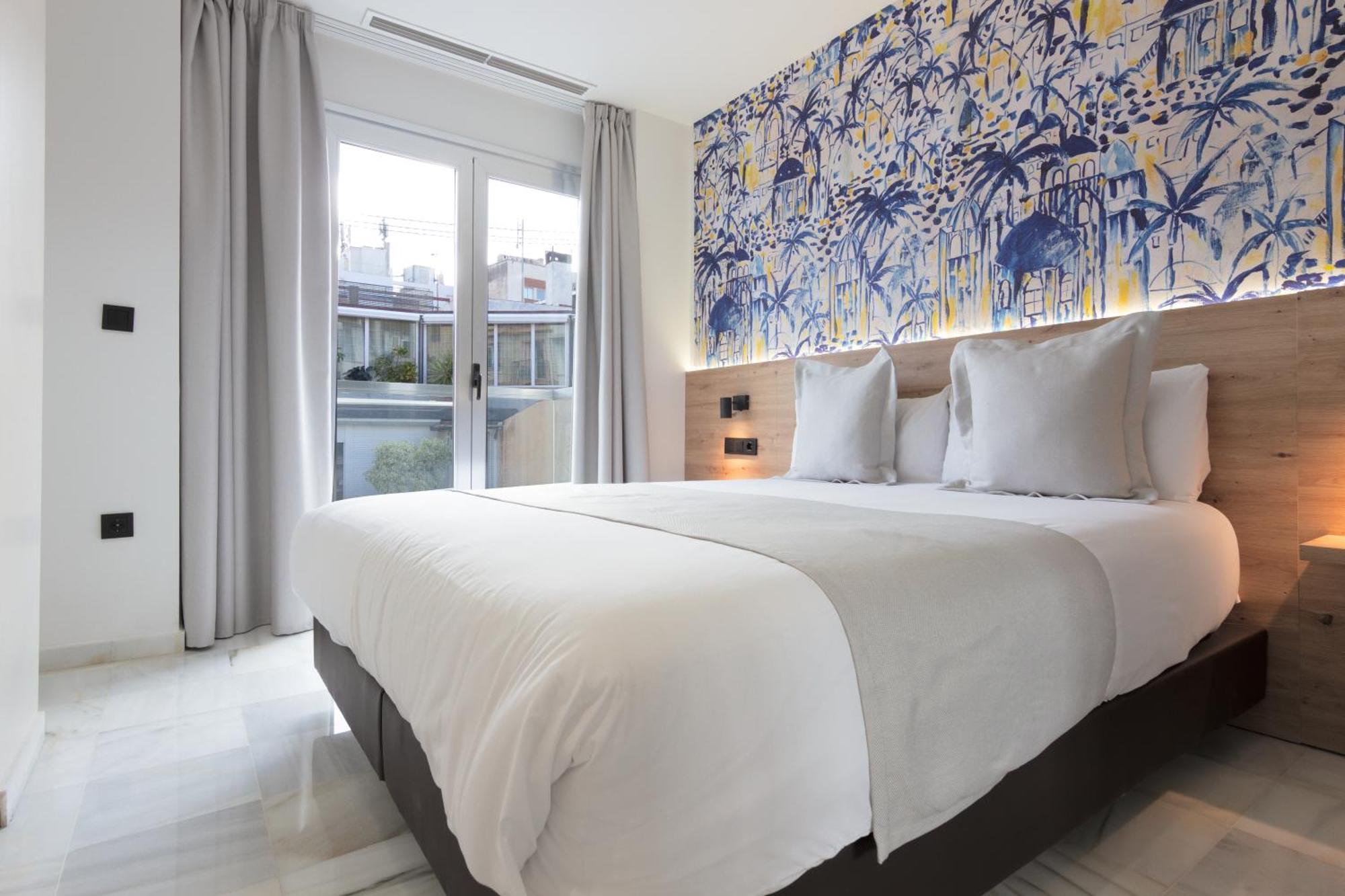 Hotel La Milagrosa Аликанте Екстериор снимка