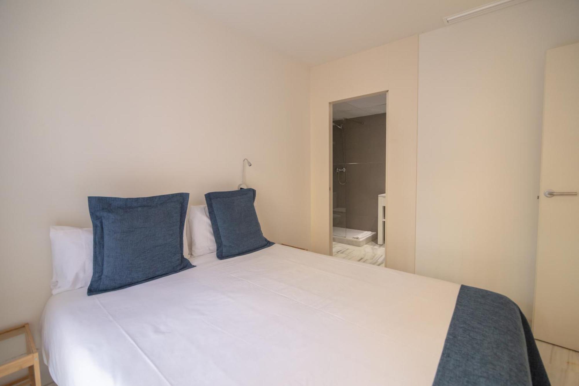 Hotel La Milagrosa Аликанте Екстериор снимка