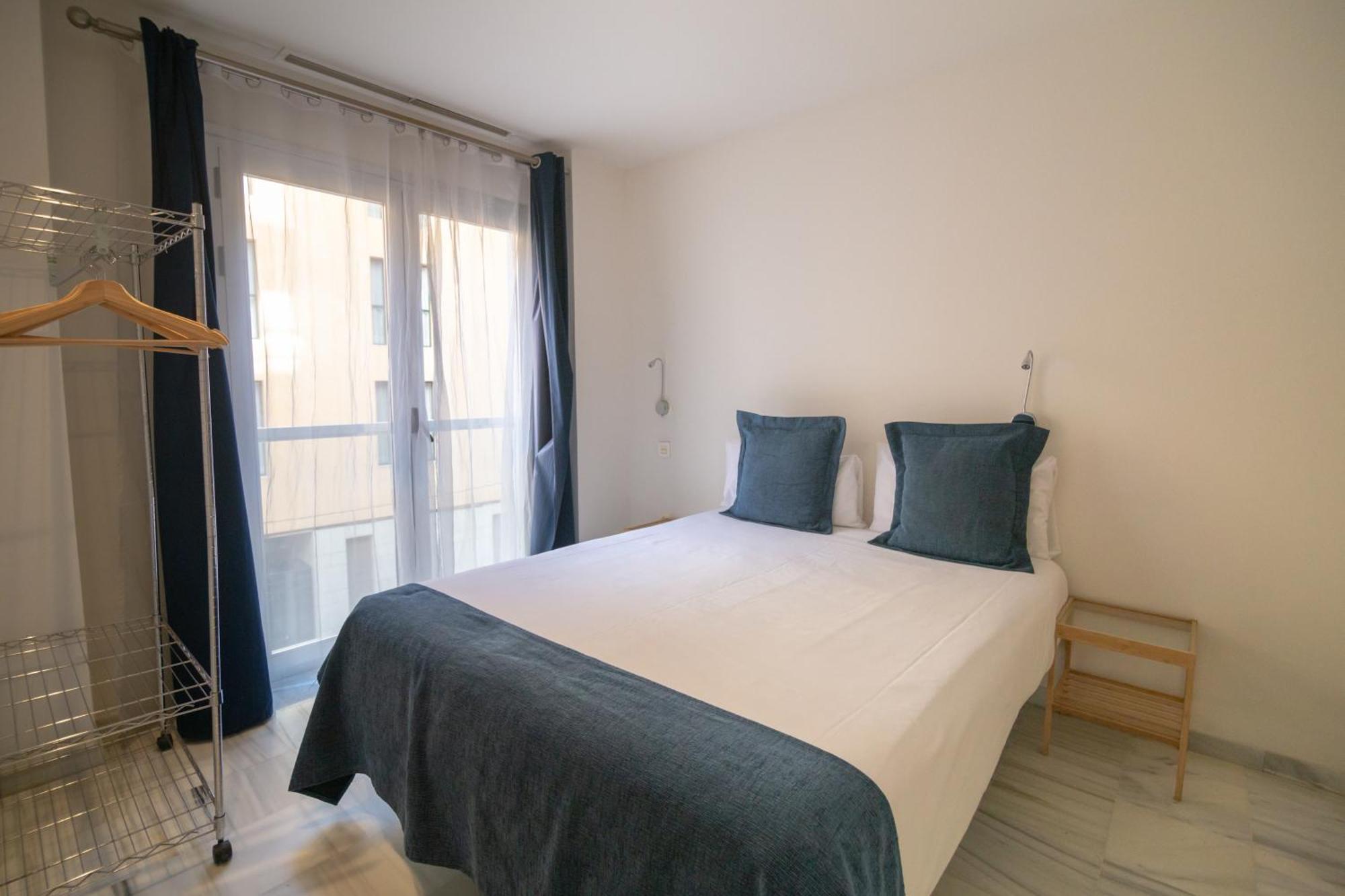 Hotel La Milagrosa Аликанте Екстериор снимка