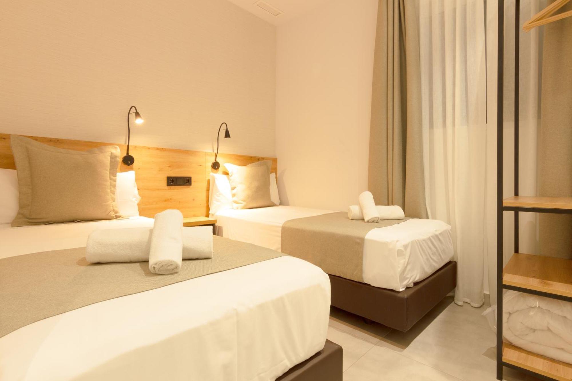 Hotel La Milagrosa Аликанте Екстериор снимка