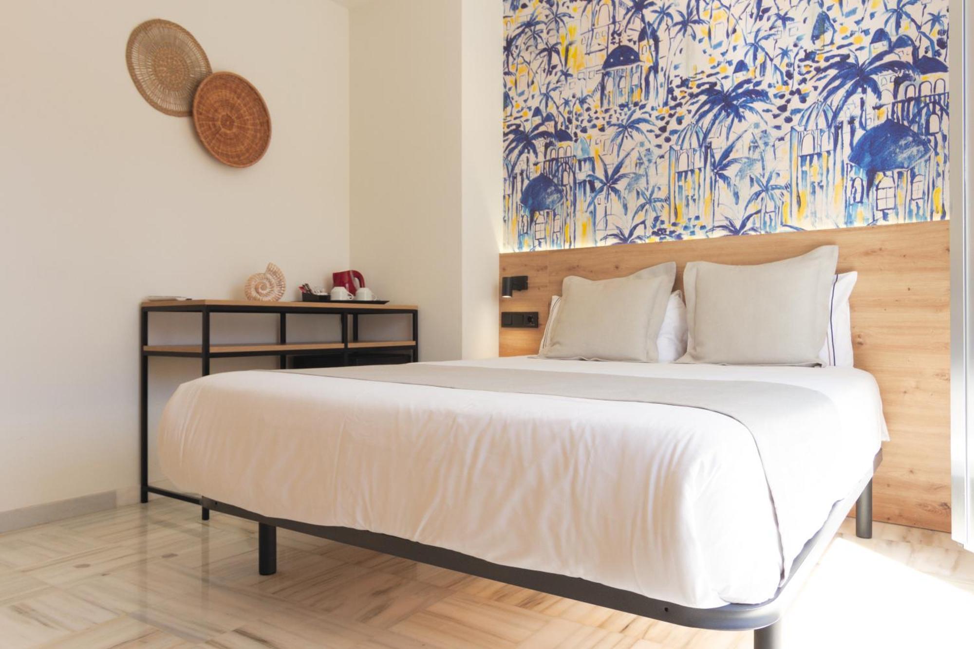 Hotel La Milagrosa Аликанте Екстериор снимка