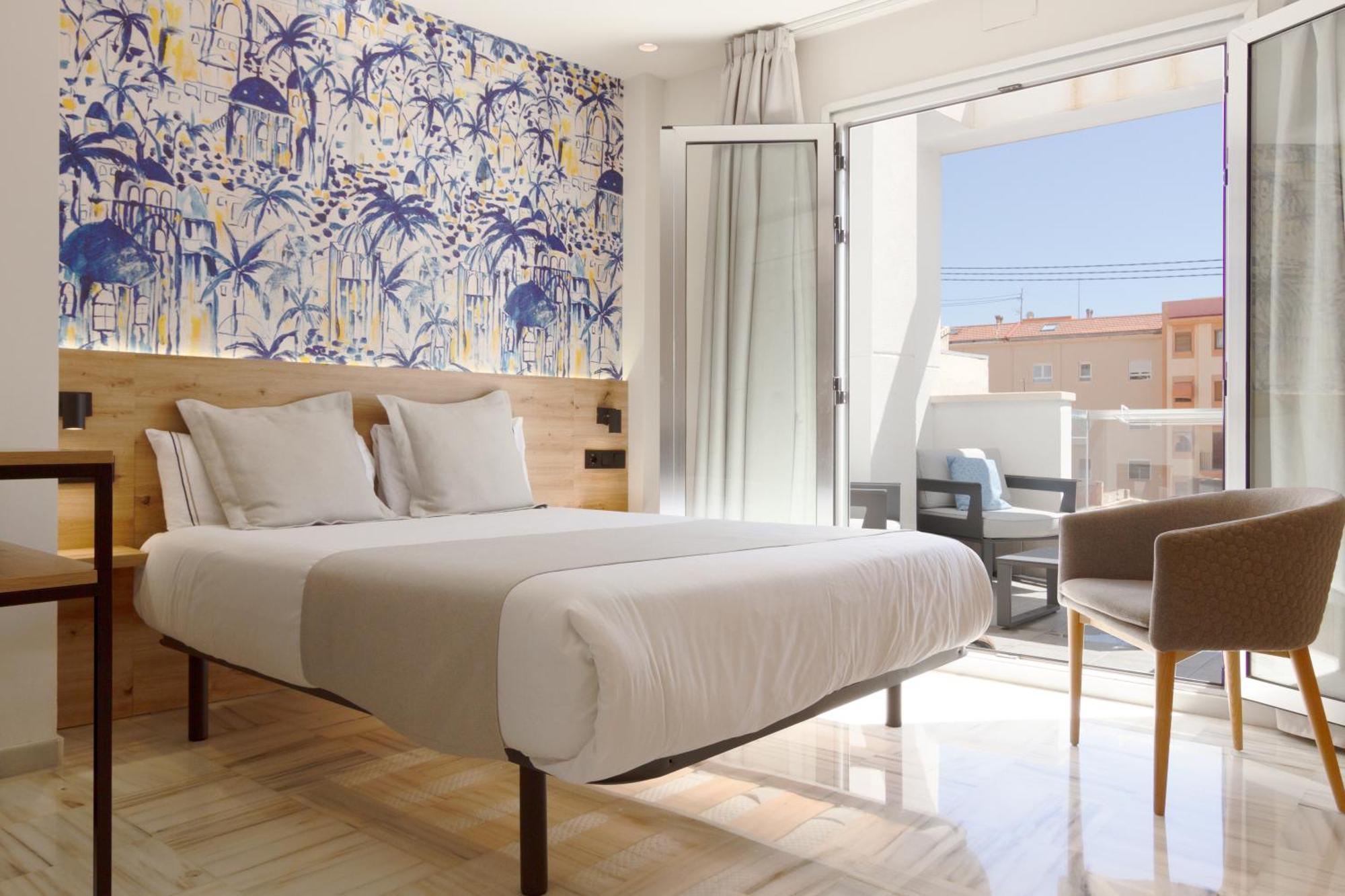 Hotel La Milagrosa Аликанте Екстериор снимка