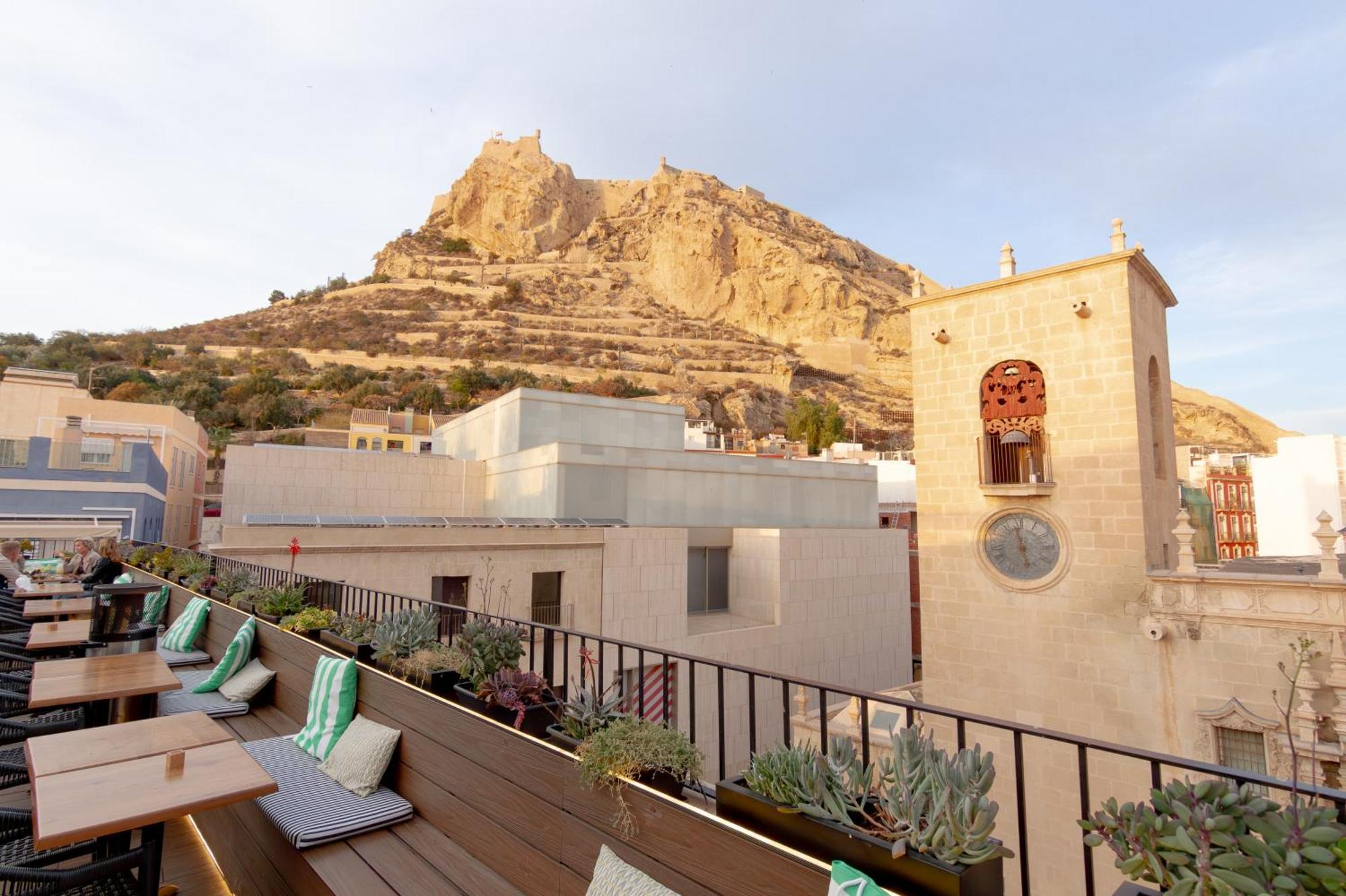 Hotel La Milagrosa Аликанте Екстериор снимка